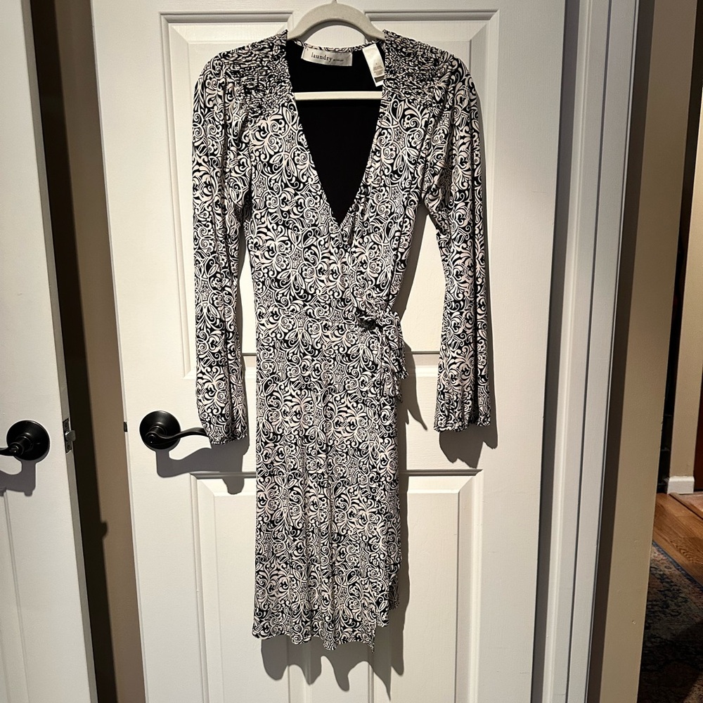 Laundry - Black & White Long Sleeve Wrap Front Dress. Size 2.